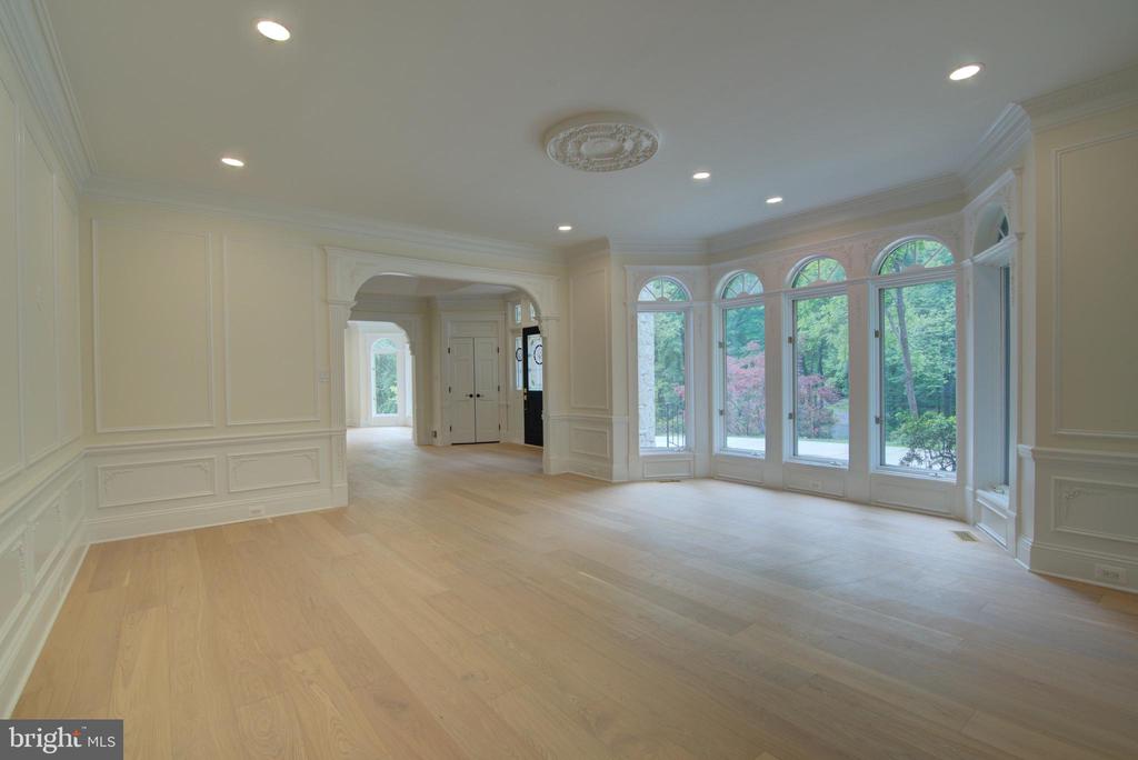 10124 WENDOVER DRIVE
