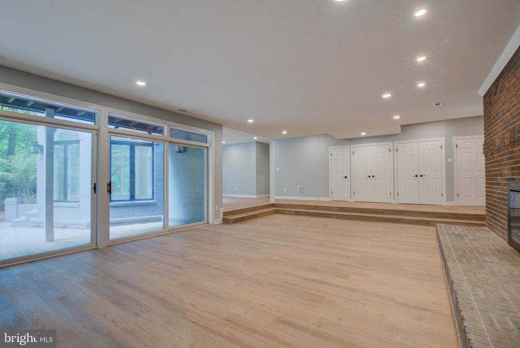 10124 WENDOVER DRIVE