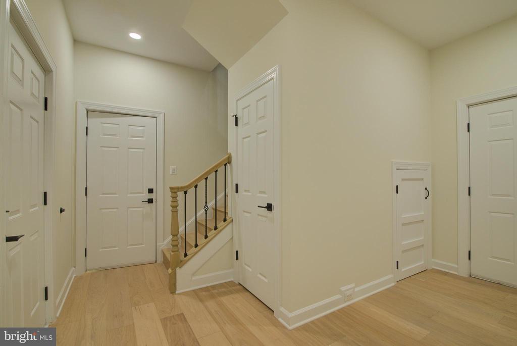 10124 WENDOVER DRIVE
