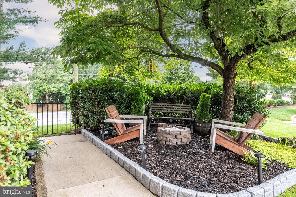 5942 NORHAM DRIVE