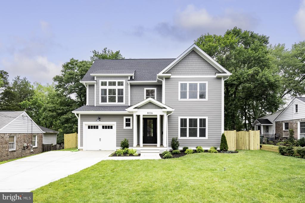 8006 HAMILTON LANE