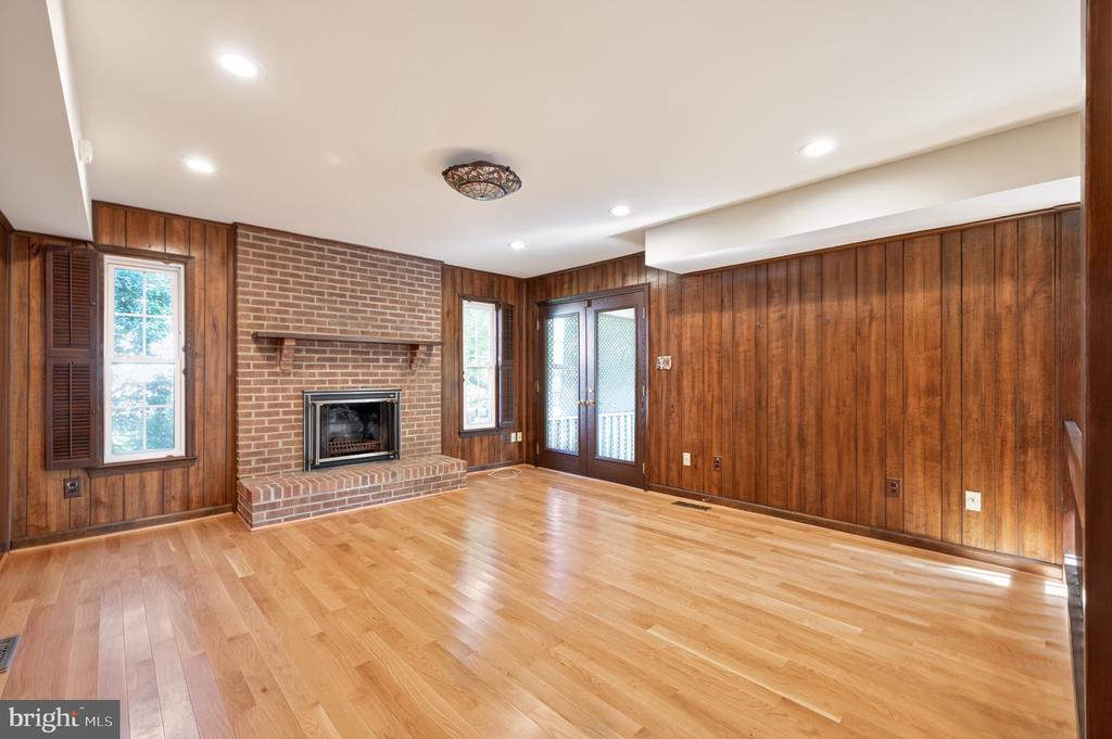 13405 VIRGINIA WILLOW DRIVE