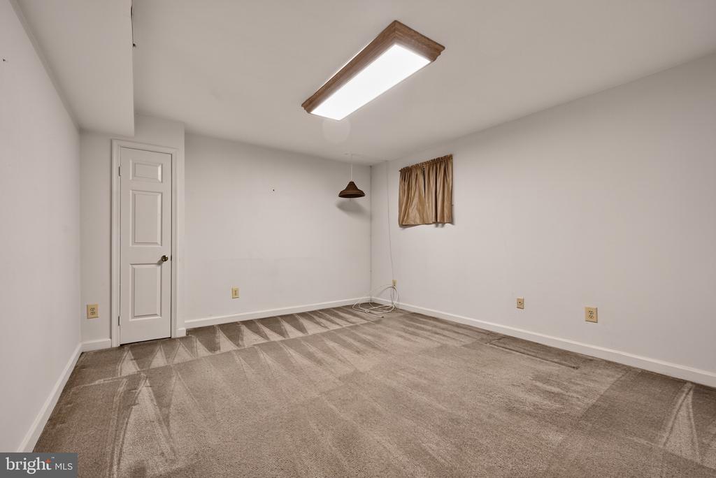 13405 VIRGINIA WILLOW DRIVE