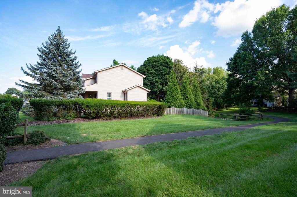 13405 VIRGINIA WILLOW DRIVE