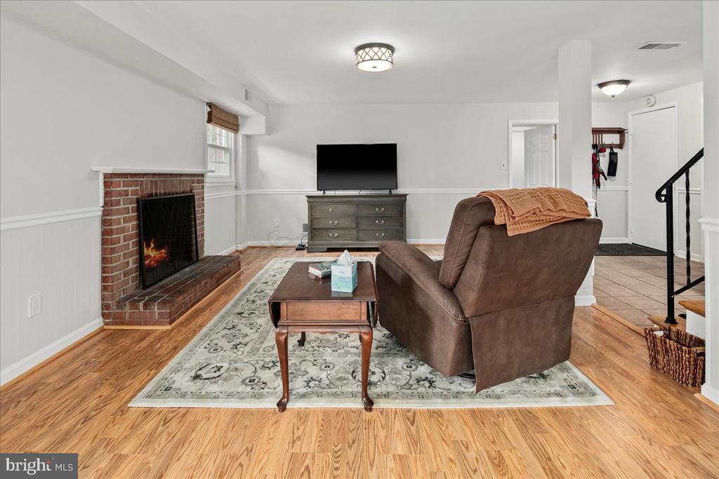 8600 CHERRY VALLEY LANE