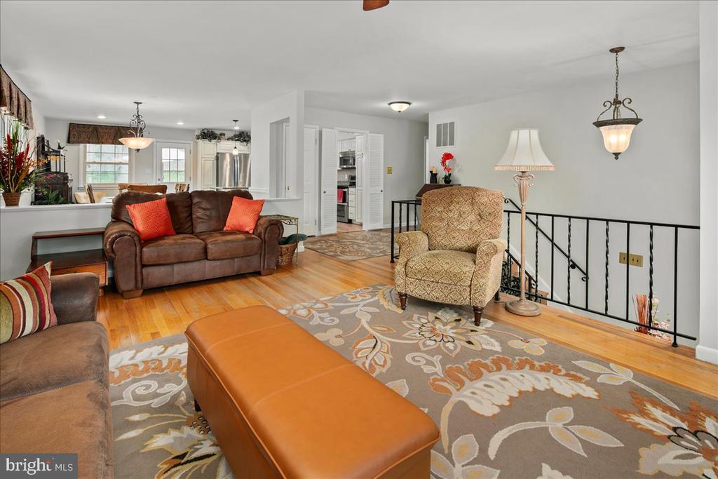 8600 CHERRY VALLEY LANE
