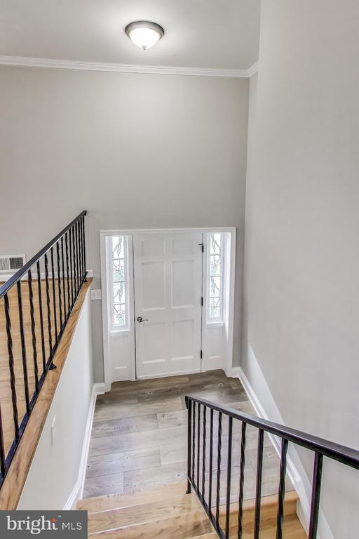 2403 SHERWOOD HALL LANE