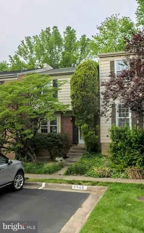 9963 LONGFORD COURT