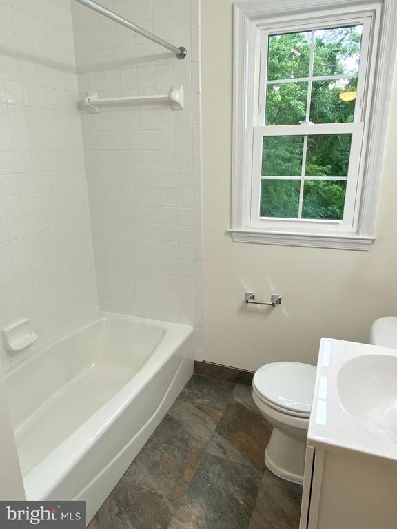 1801 BELLE VIEW BOULEVARD C2