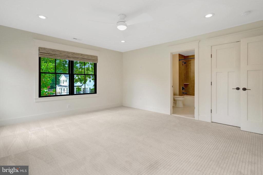 2006 SHENANDOAH ROAD