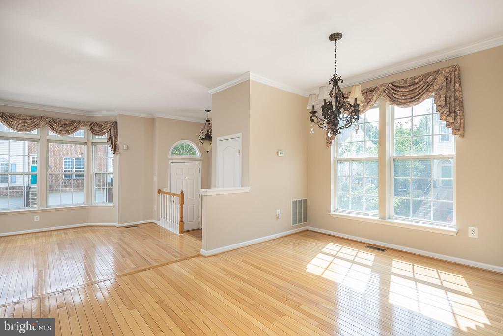 6143 CILANTRO DRIVE