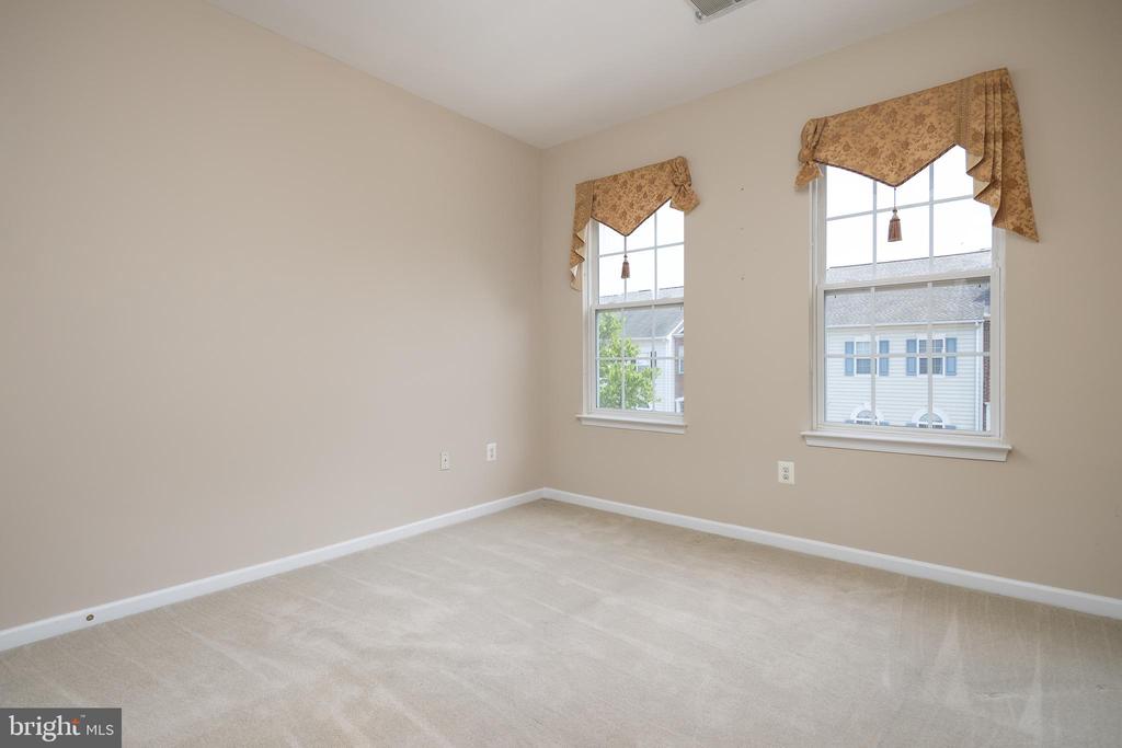 6143 CILANTRO DRIVE