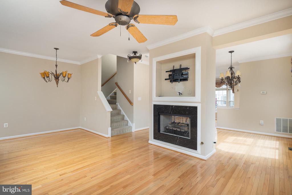 6143 CILANTRO DRIVE