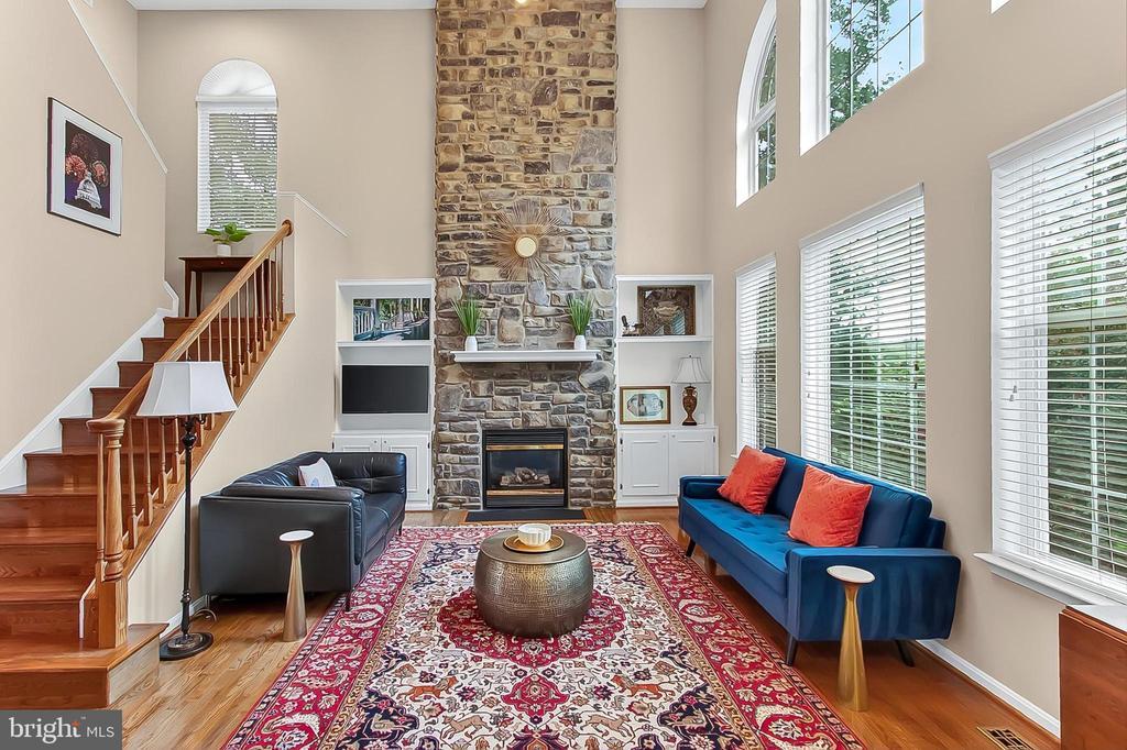 6679 HANSON LANE