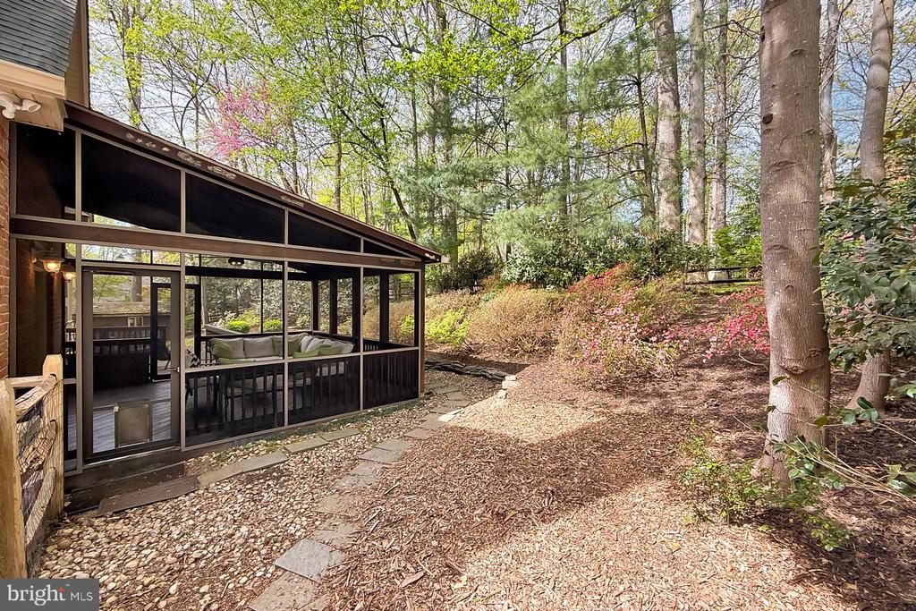 3706 RUST ROAD