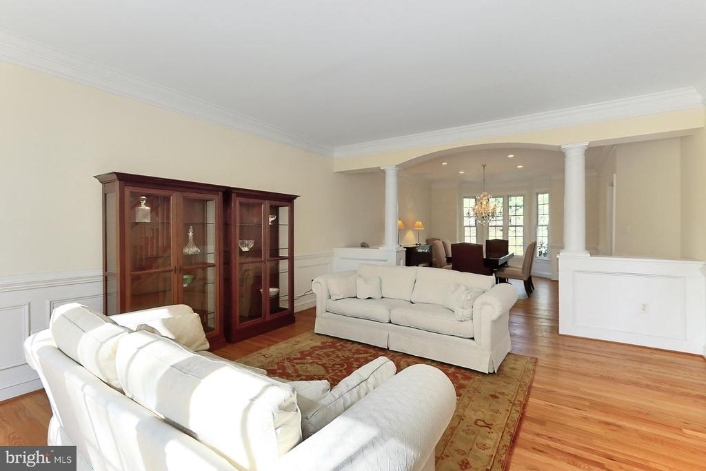 3706 RUST ROAD