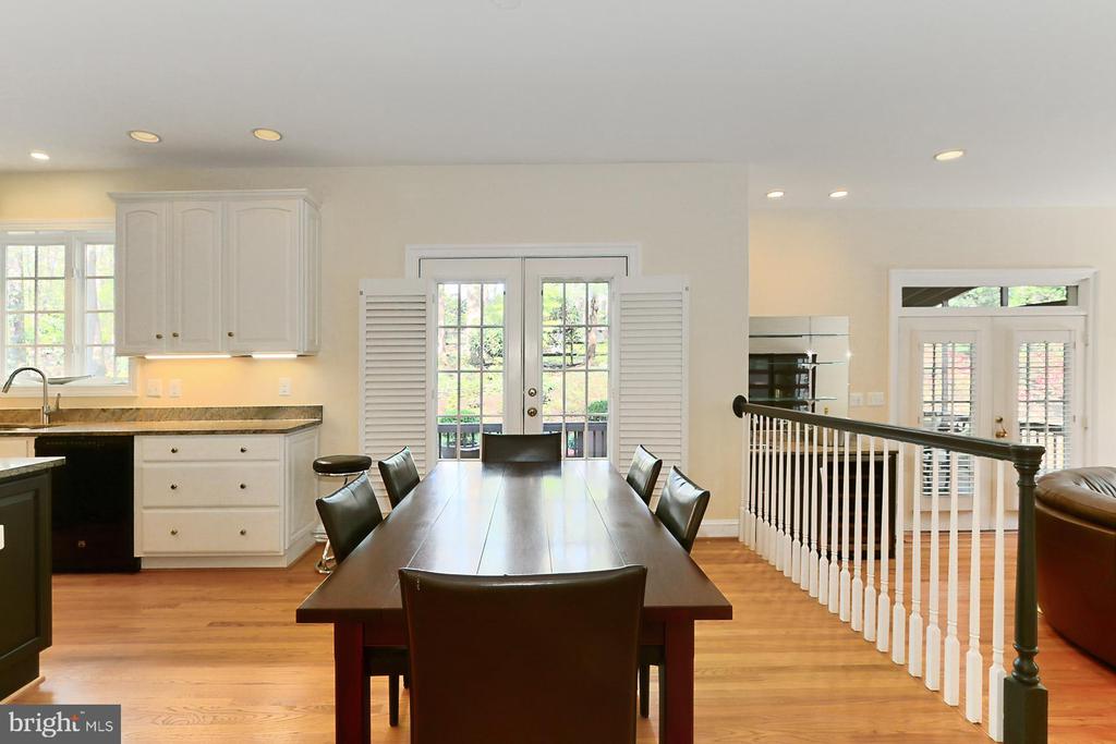 3706 RUST ROAD