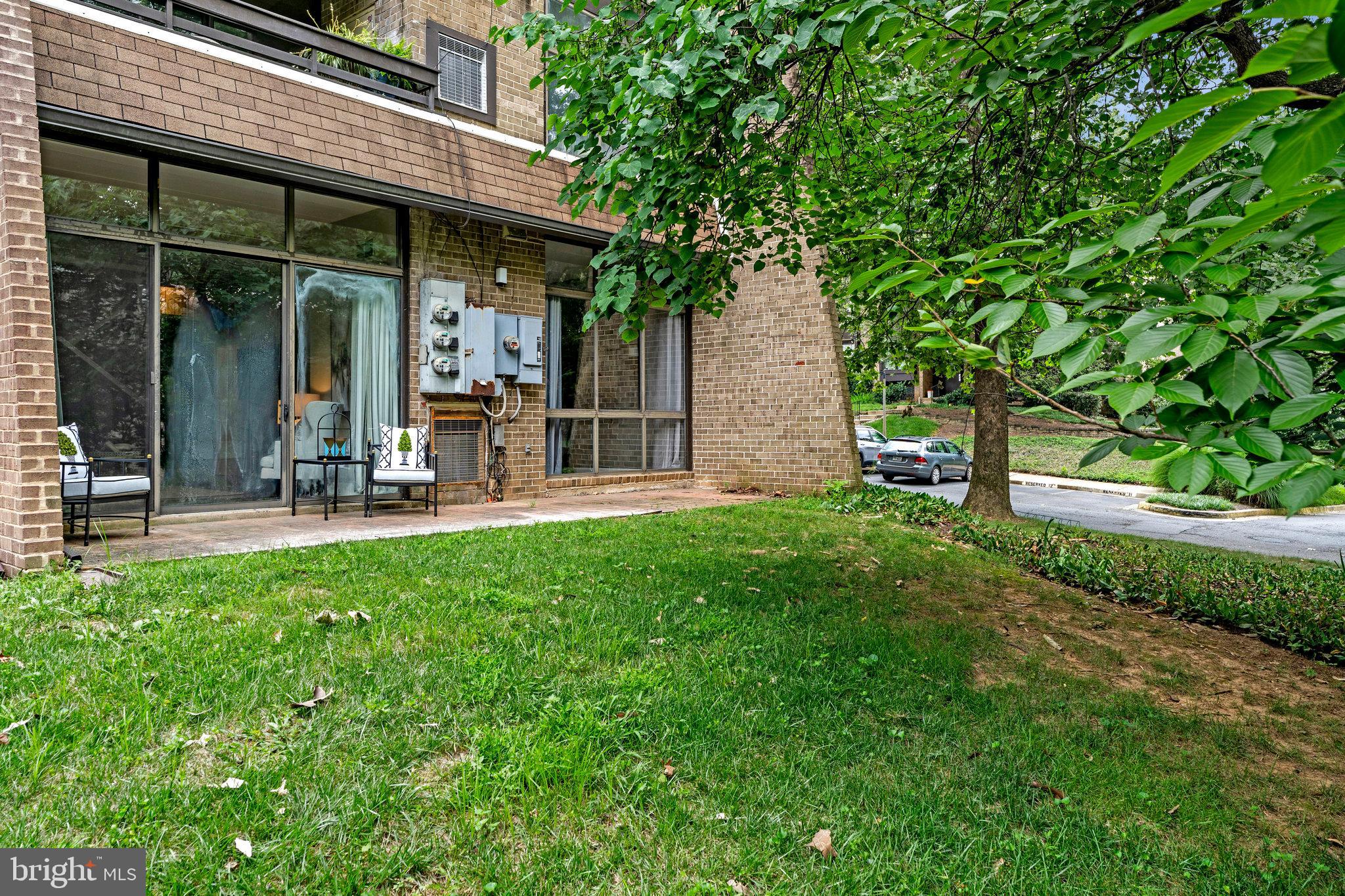11556 Rolling Green Ct #15/100a