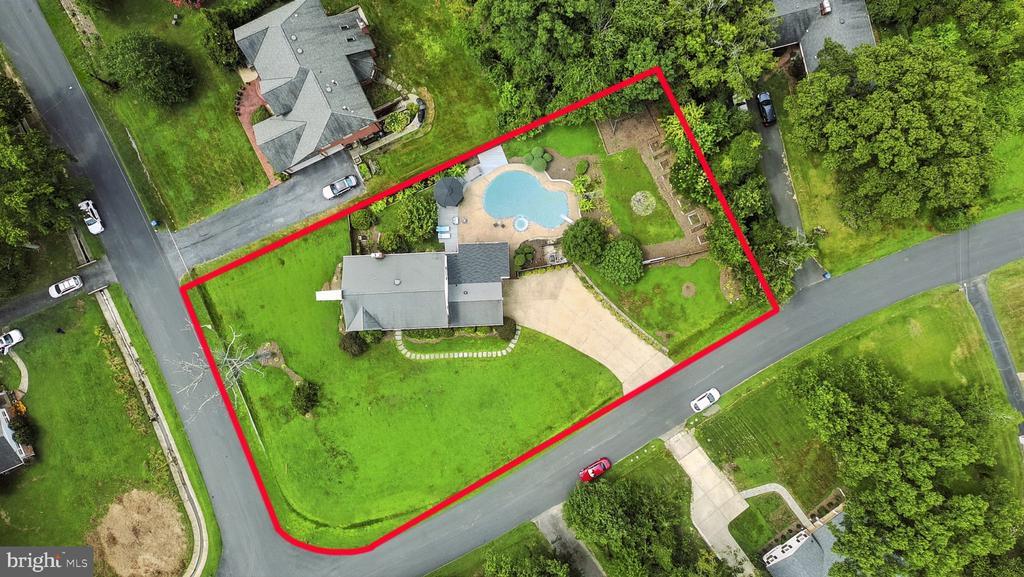 4601 TARPON LANE