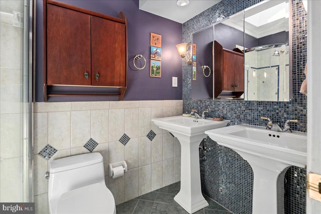9210 CHERRYTREE DRIVE