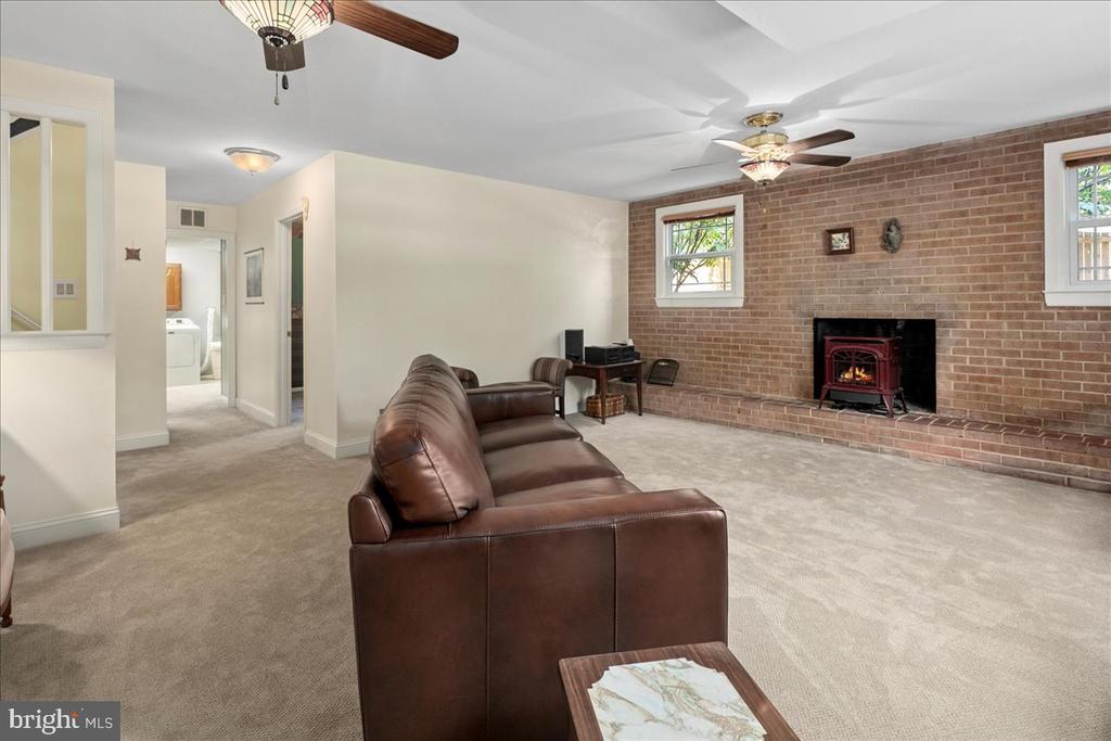 9210 CHERRYTREE DRIVE