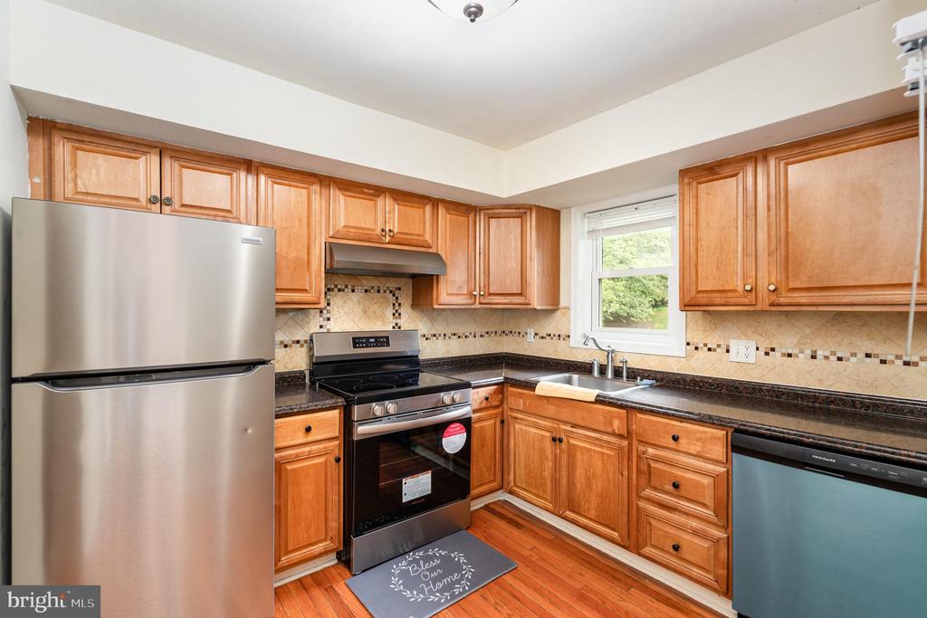 4551 CASABLANCA COURT
