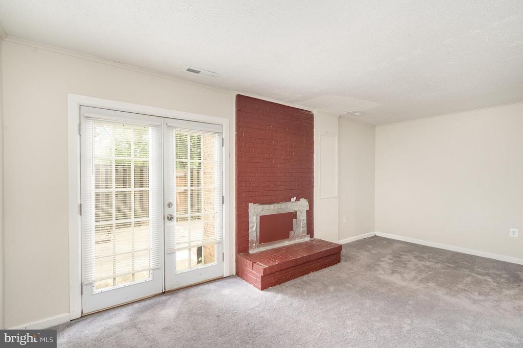 4551 CASABLANCA COURT