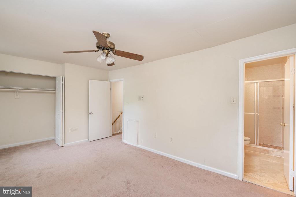 4551 CASABLANCA COURT