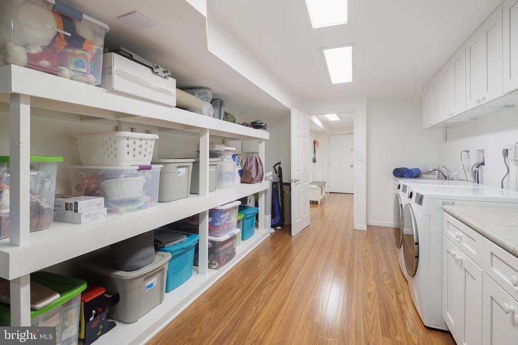 3430 RAMSGATE TERRACE