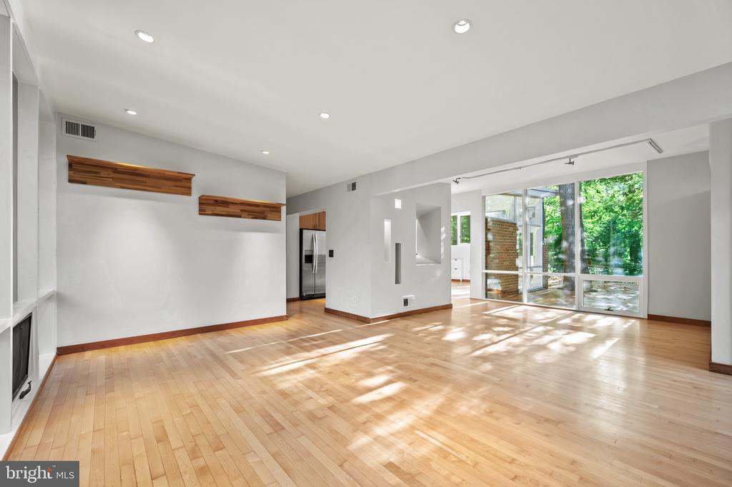 2227 GLASGOW ROAD