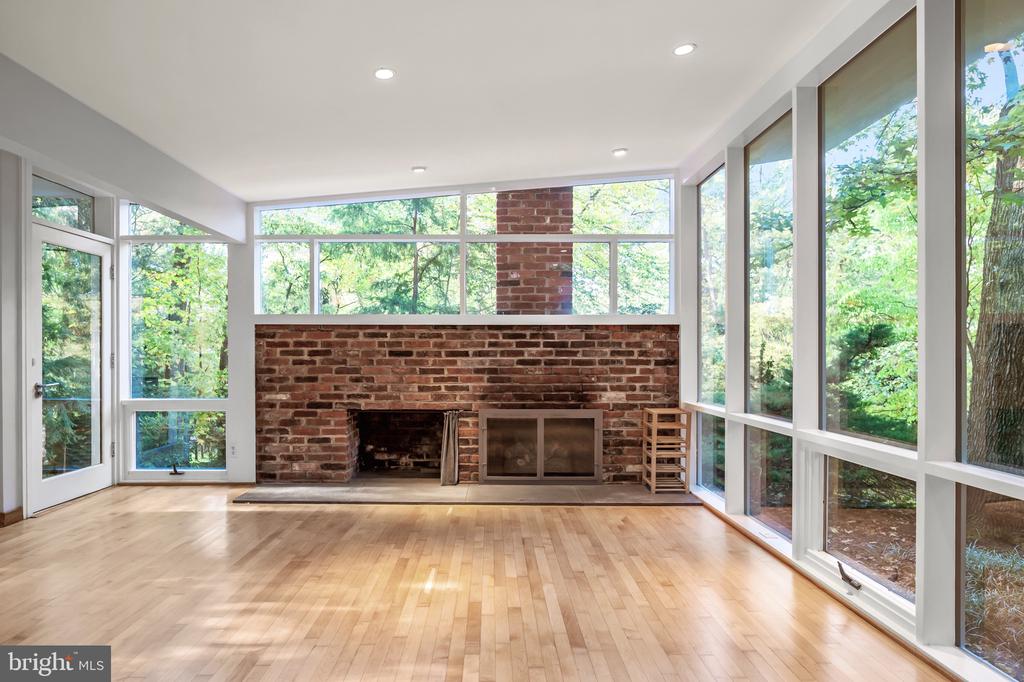 2227 GLASGOW ROAD