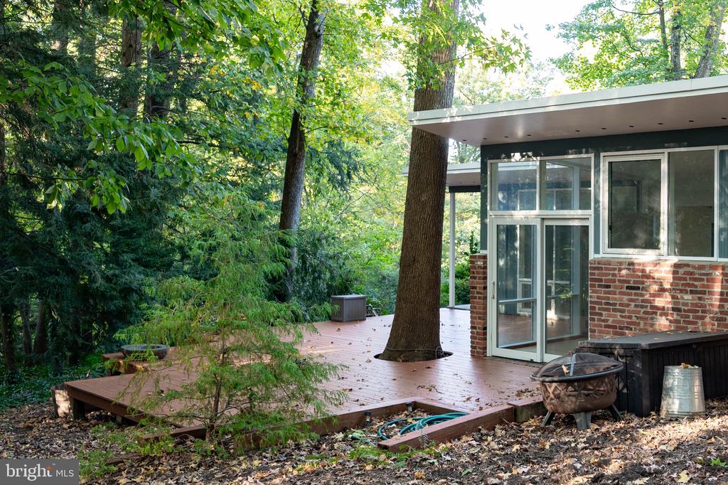 2227 GLASGOW ROAD