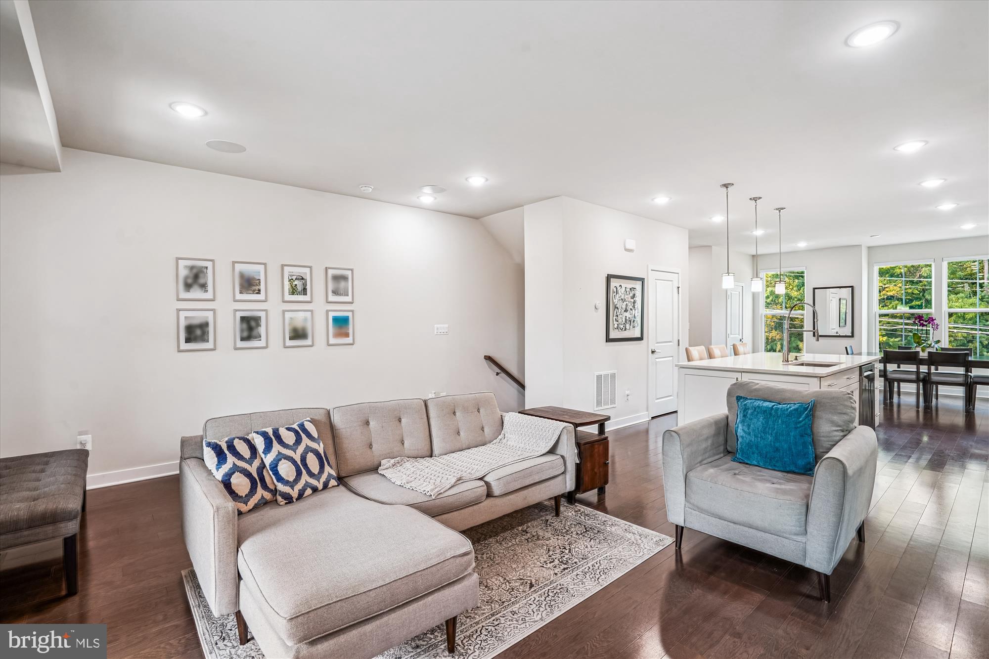9324 SWEETBAY MAGNOLIA COURT