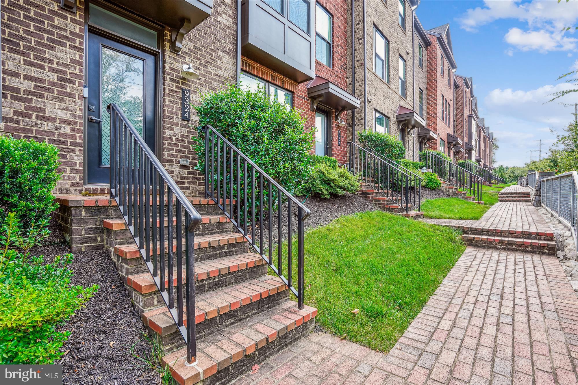 9324 SWEETBAY MAGNOLIA COURT