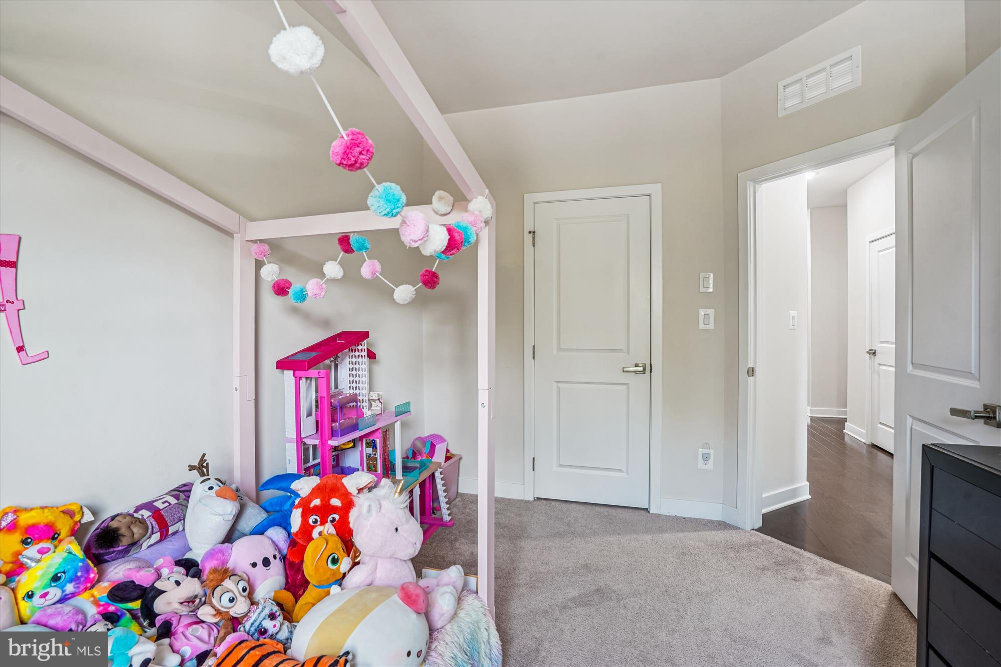 9324 SWEETBAY MAGNOLIA COURT