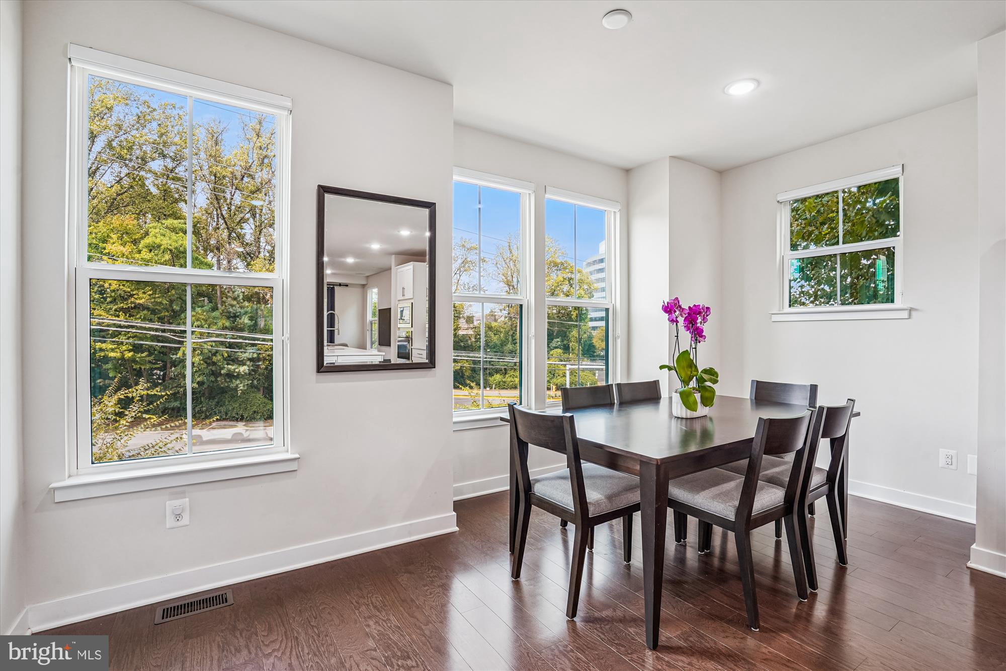 9324 SWEETBAY MAGNOLIA COURT