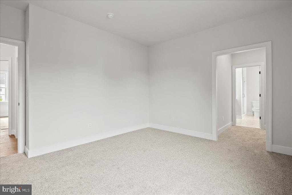 3608 CENTER DR