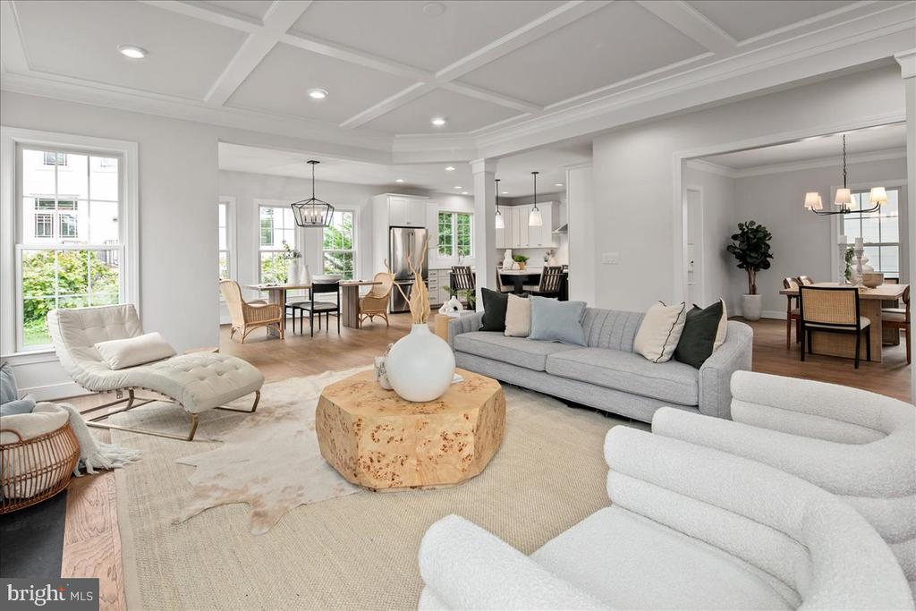 3608 CENTER DR
