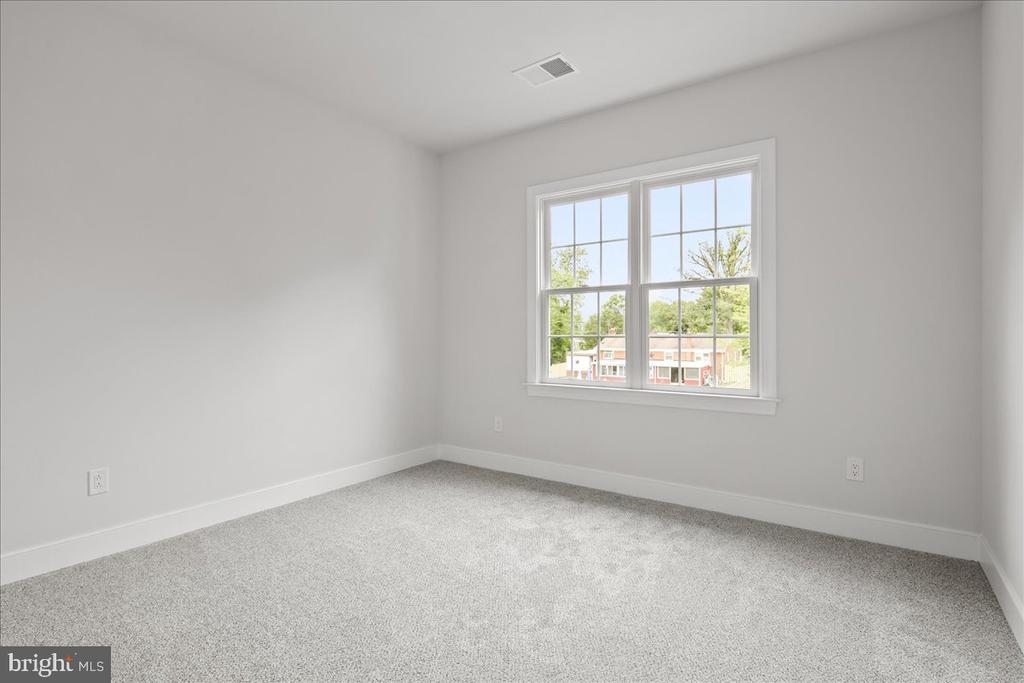 3608 CENTER DR