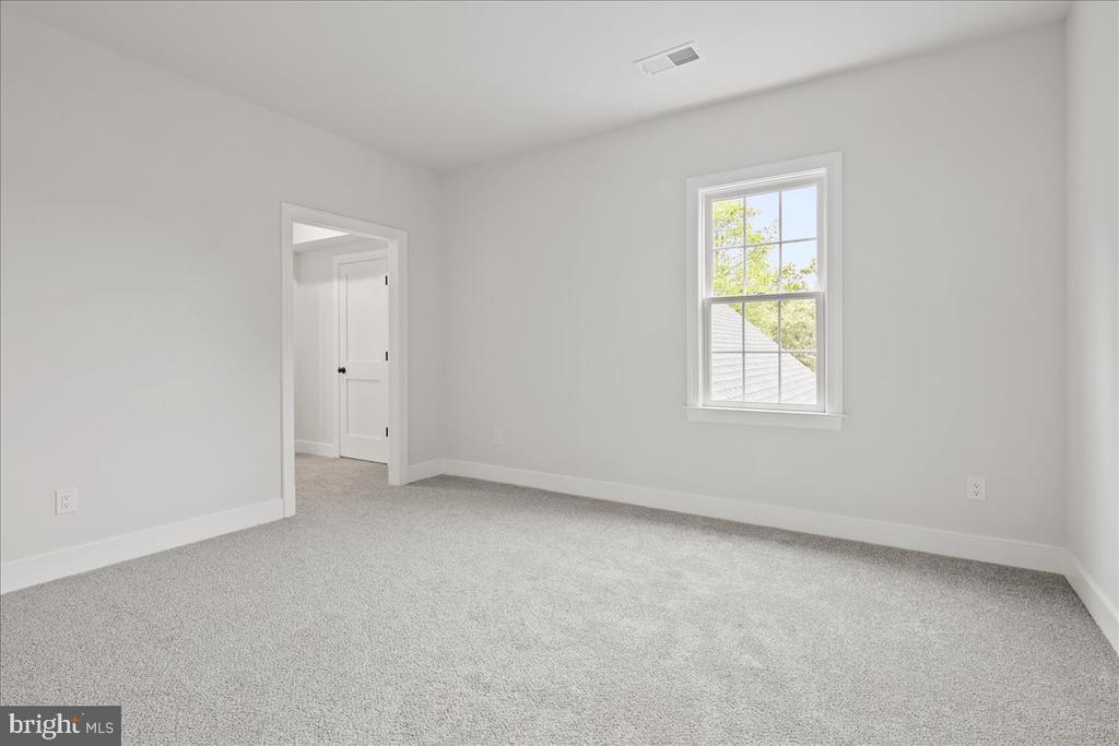 3608 CENTER DR