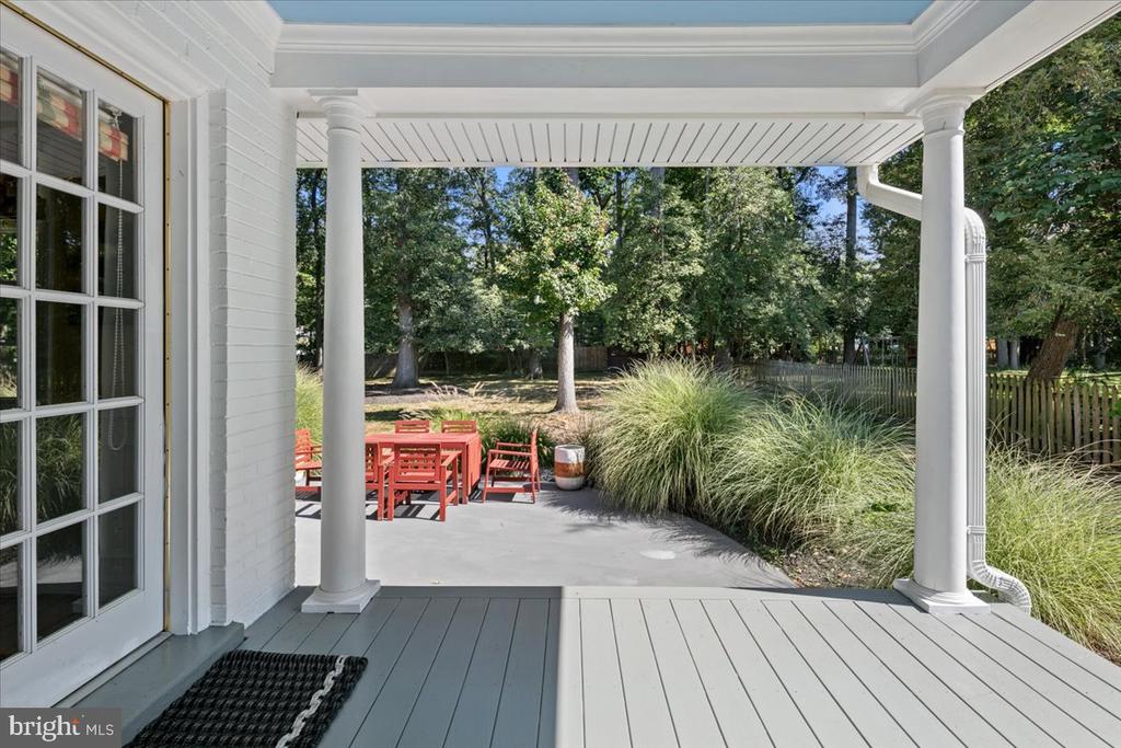 4412 TARPON LANE