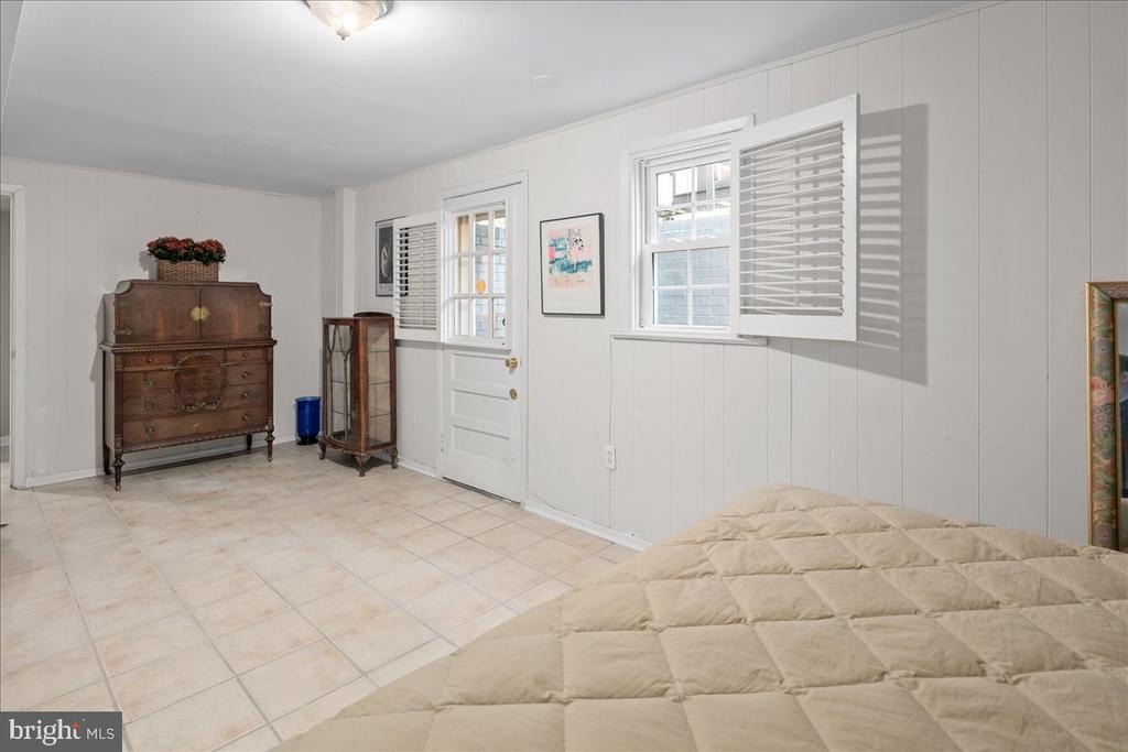 4412 TARPON LANE