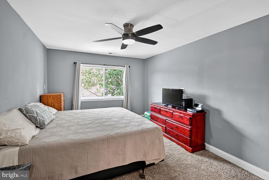 3890 MARIPOSA PLACE 49E