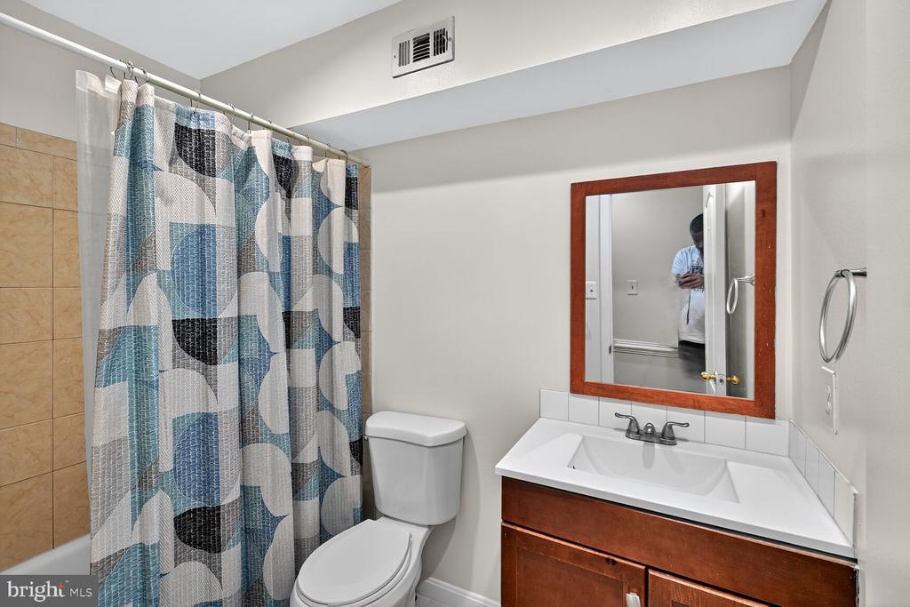 3890 MARIPOSA PLACE 49E