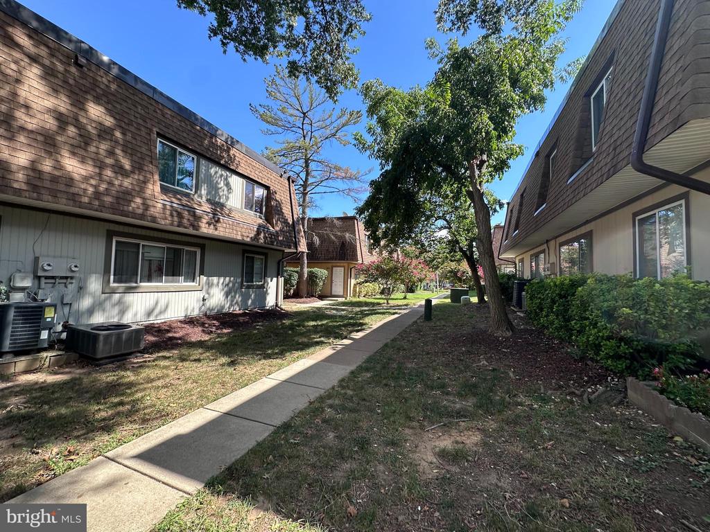 3890 MARIPOSA PLACE 49E