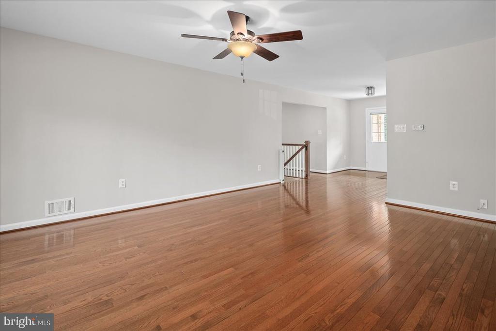1804 MASON HILL DRIVE