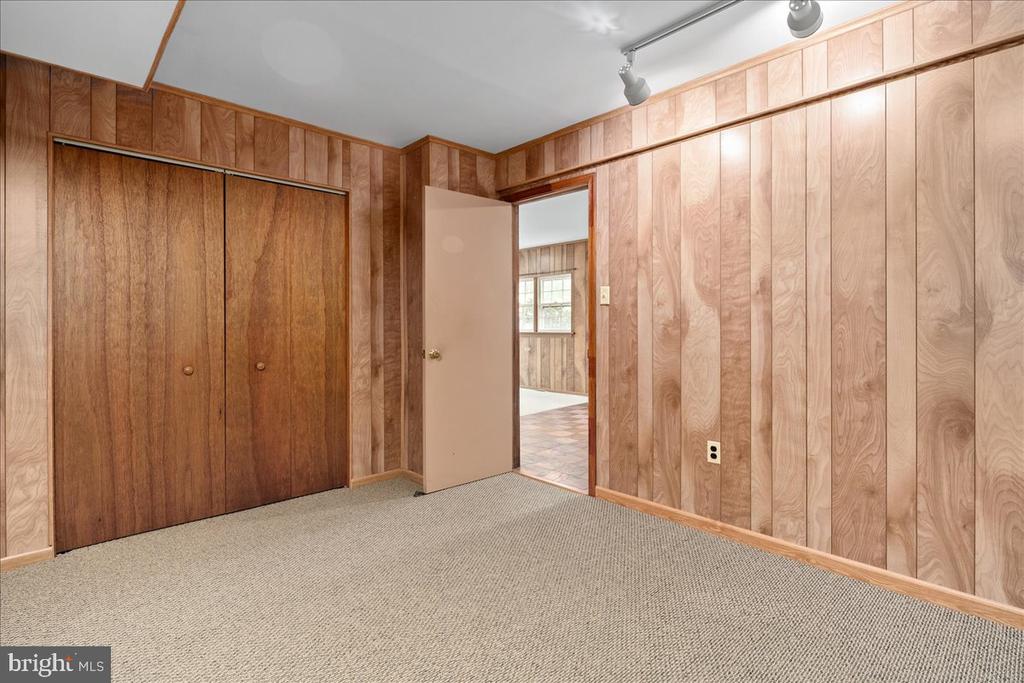 1804 MASON HILL DRIVE