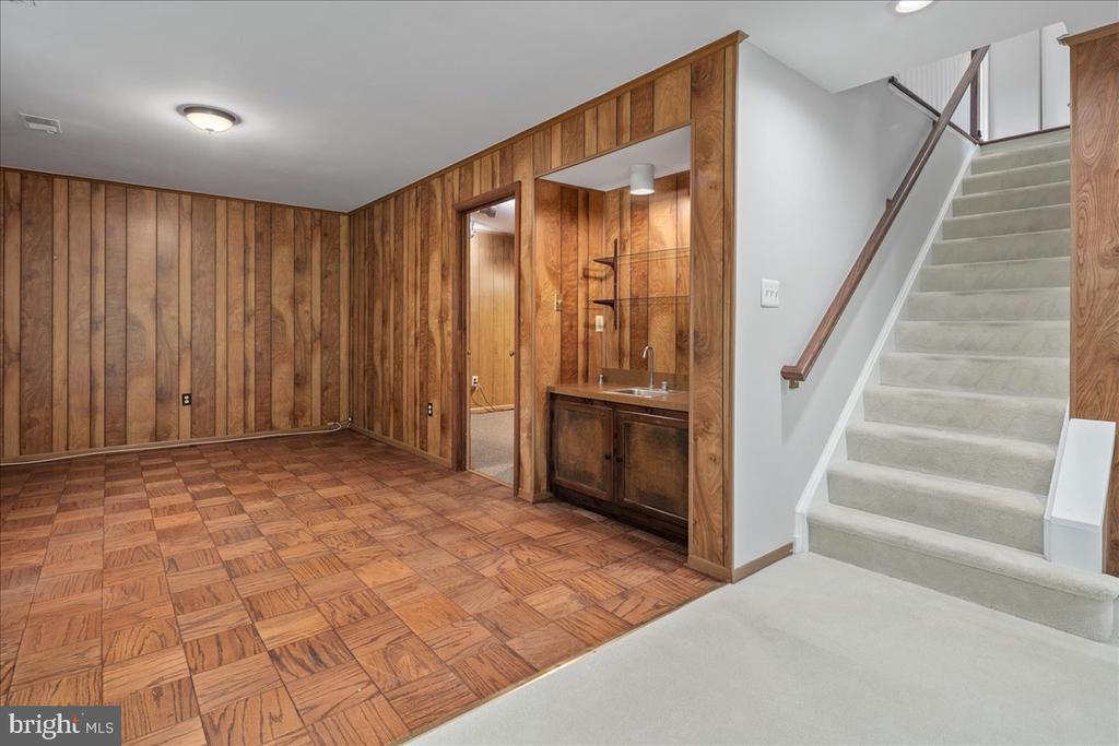 1804 MASON HILL DRIVE