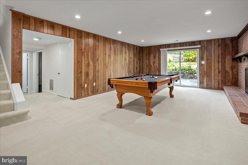 1804 MASON HILL DRIVE