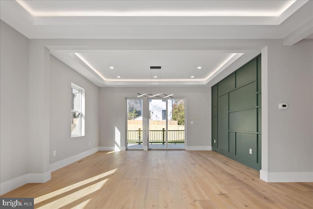 1600 LAFAYETTE DRIVE